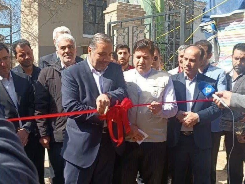 افتتاح نمایشگاه نوروزی در ایلام افتتاح نمایشگاه نوروزی در ایلام