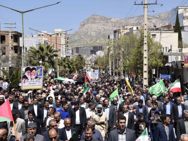راهپیمایی روز جهانی قدس در ایلام برگزار شد راهپیمایی روز جهانی قدس در ایلام برگزار شد