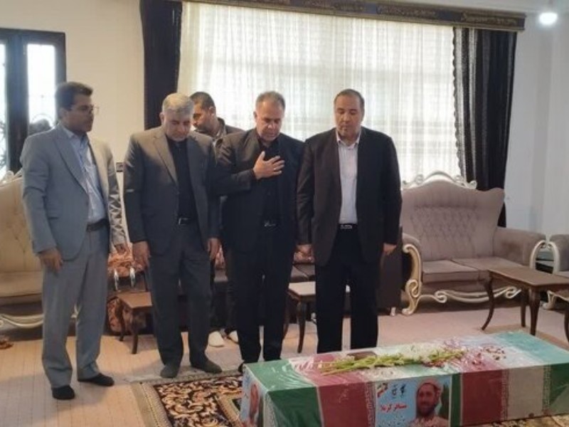امنیت و اقتدار کشور مرهون خون پاک شهدا است امنیت و اقتدار کشور مرهون خون پاک شهدا است