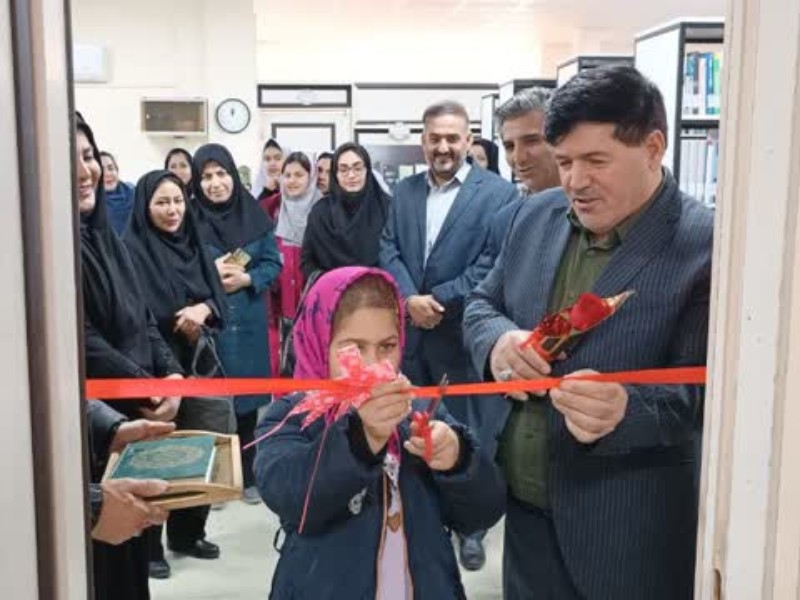 افتتاح نمایشگاه نقاشی «آوای رنگ» در مهران افتتاح نمایشگاه نقاشی «آوای رنگ» در مهران