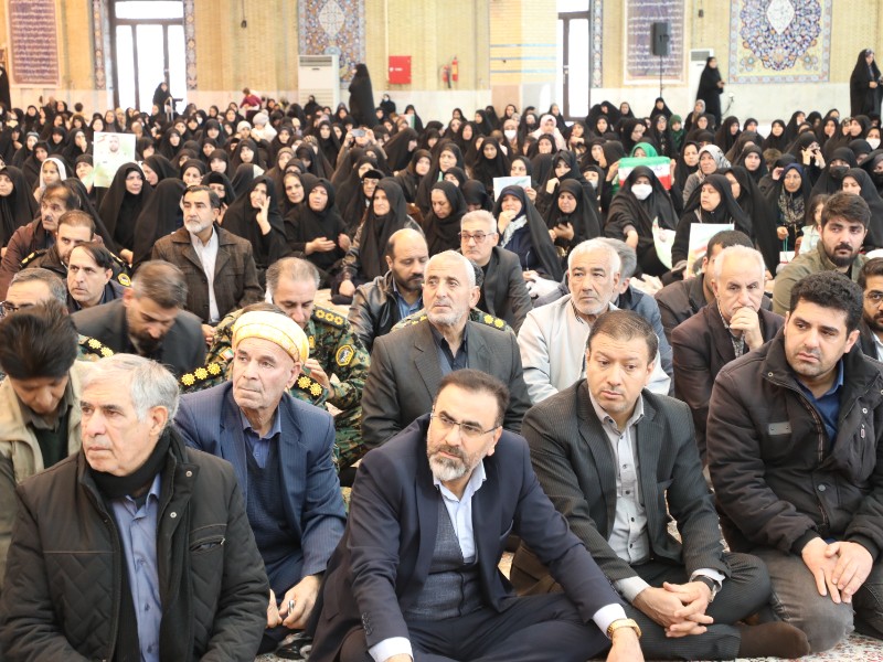 وداع باشکوه مردم ایلام با شهید امنیت وداع باشکوه مردم ایلام با شهید امنیت