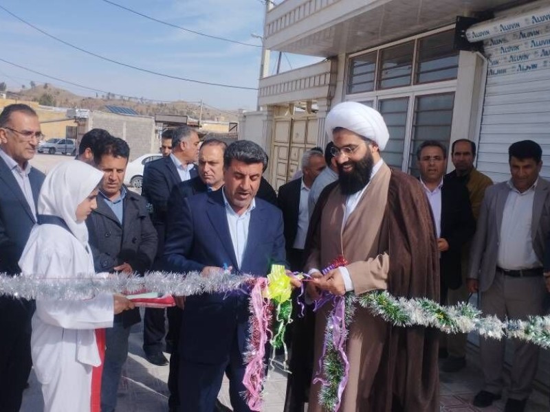 بهره‌برداری از ۱۴ طرح عمرانی در زرین‌آباد دهلران