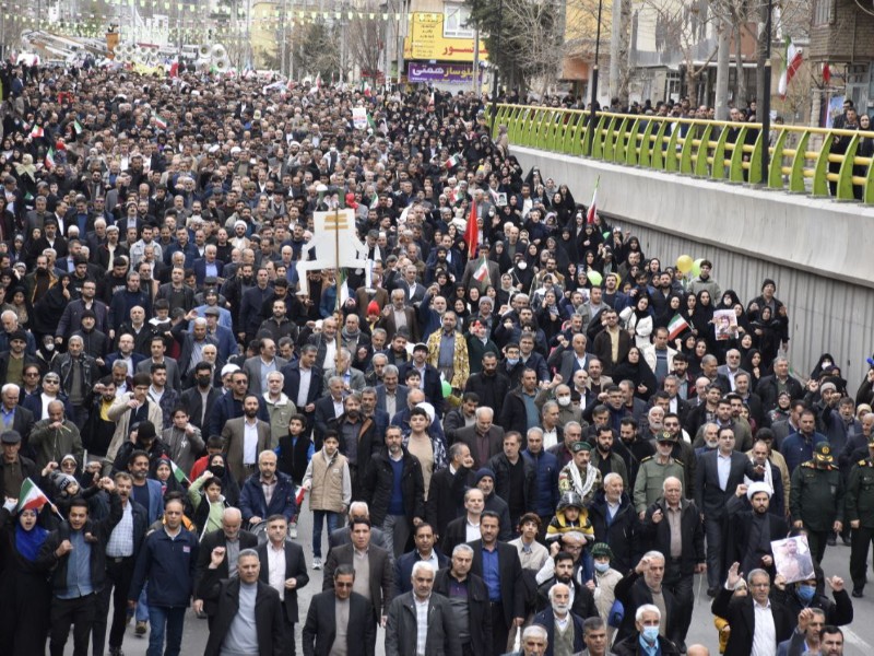 نمایش قدرت ملی و حماسه‌ای از جنس مردم