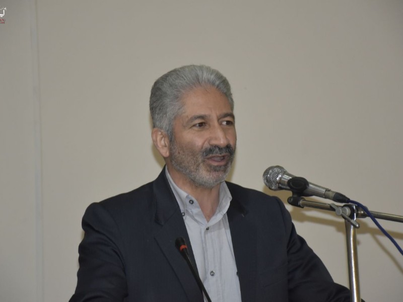 دانشگاه میدان گفتگو است نه صحنه چاقوکشی دانشگاه میدان گفتگو است نه صحنه چاقوکشی