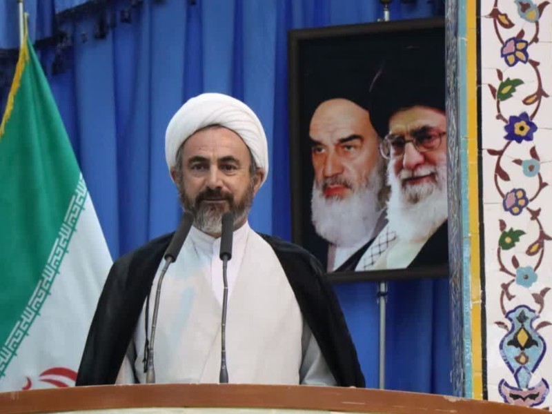 دانشگاه کانون آگاهیبخشی و روشنگری است دانشگاه کانون آگاهیبخشی و روشنگری است