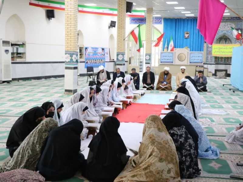 برگزاری محفل انس با قرآن در دهلران برگزاری محفل انس با قرآن در دهلران