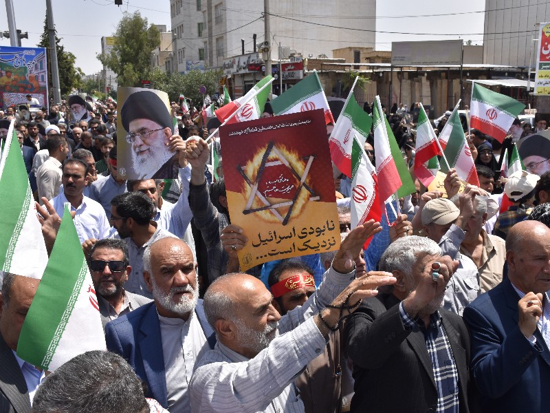 راهپیمایی «جمعه خشم و نصر» در ایلام برگزار میشود راهپیمایی «جمعه خشم و نصر» در ایلام برگزار میشود