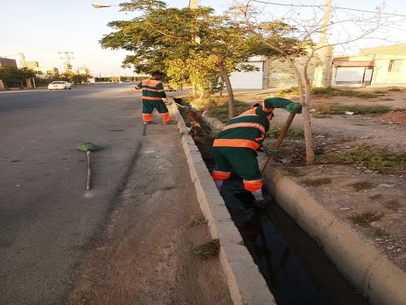 نظافت و پاکسازی معابر مهران با تمام ظرفیت ادامه دارد نظافت و پاکسازی معابر مهران با تمام ظرفیت ادامه دارد