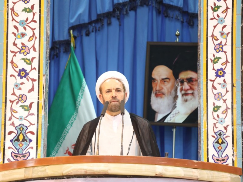 مسئولان به حل مشکلات مردم اهتمام ویژه داشته باشند مسئولان به حل مشکلات مردم اهتمام ویژه داشته باشند