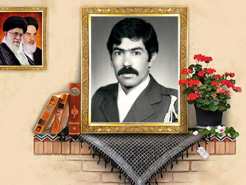 همیشه در خط انقلاب بمانید