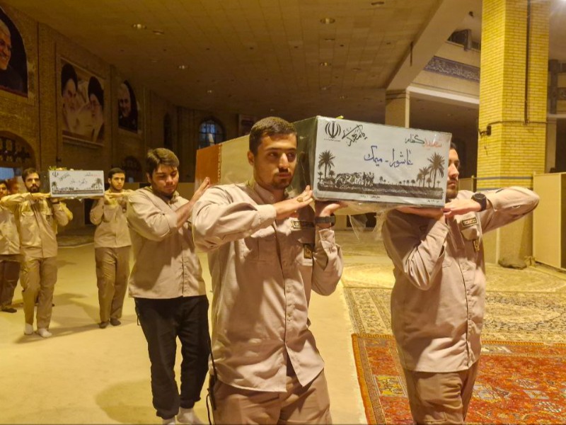 مراسم وداع با شهدای گمنام در ایلام برگزار شد مراسم وداع با شهدای گمنام در ایلام برگزار شد