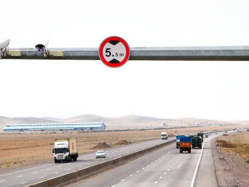 ۷۸۱۰ تخلف سرعت در جادههای ایلام شناسایی شد ۷۸۱۰ تخلف سرعت در جادههای ایلام شناسایی شد