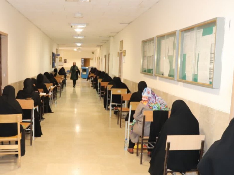 رقابت ۱۶۱۰ داوطلب سرایداری در ایلام آغاز شد