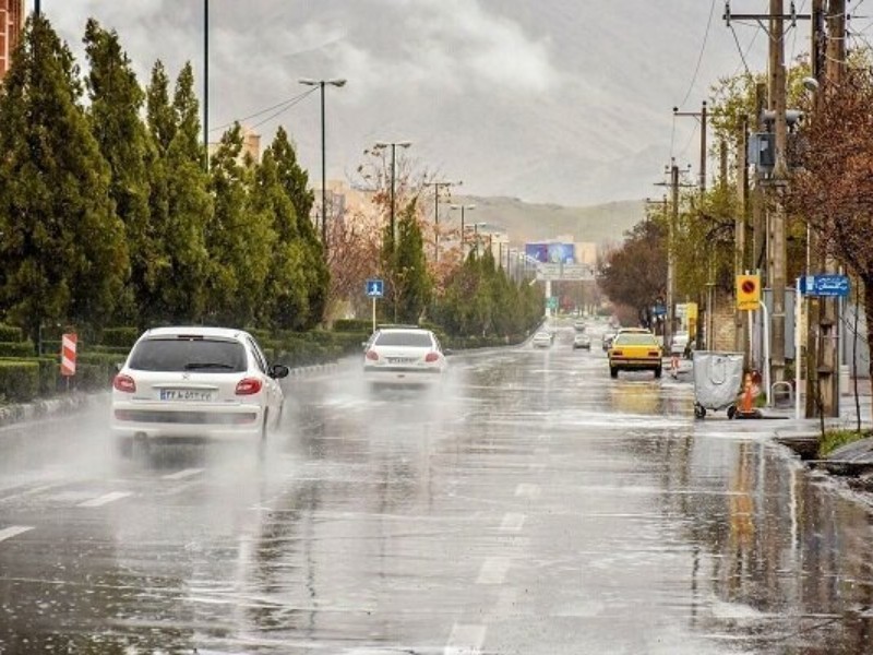 بارشهای شدید و تگرگ در راه است بارشهای شدید و تگرگ در راه است