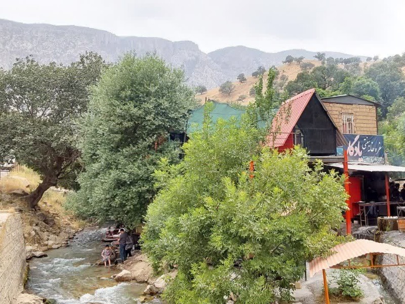 روستای کُلم با ظرفیتهای جهانی درگیر کمبود زیرساختها روستای کُلم با ظرفیتهای جهانی درگیر کمبود زیرساختها