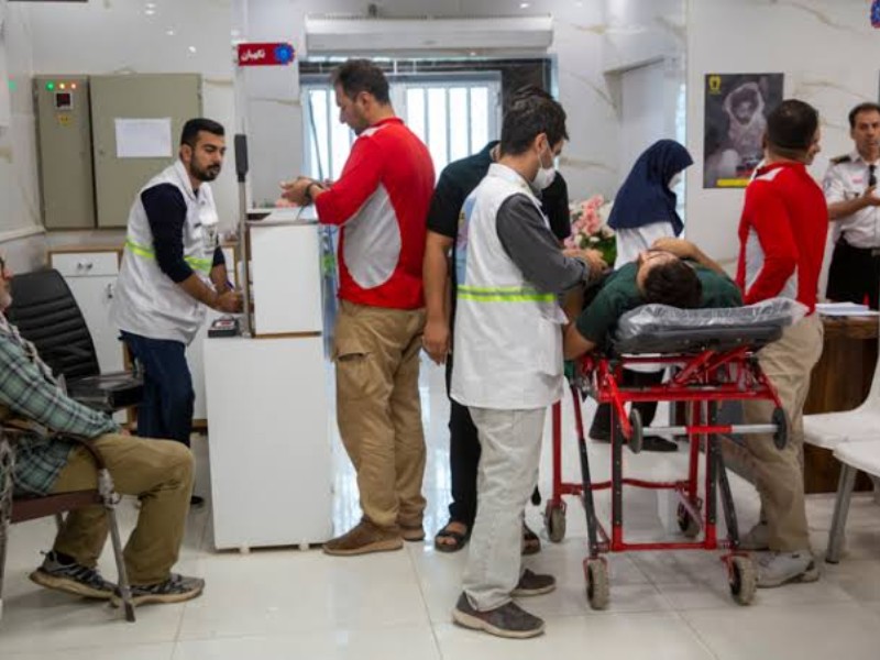 خدمت بیوقفه مدافعان سلامت در مرز مهران خدمت بیوقفه مدافعان سلامت در مرز مهران