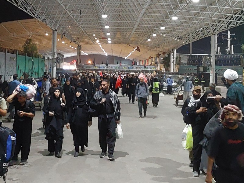 طنین نوای حزنانگیز «چمری» در پایانه مرزی مهران طنین نوای حزنانگیز «چمری» در پایانه مرزی مهران