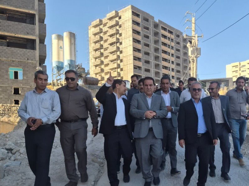 مشکل آب مجتمع ۹۰ واحدی ایلام برطرف شد