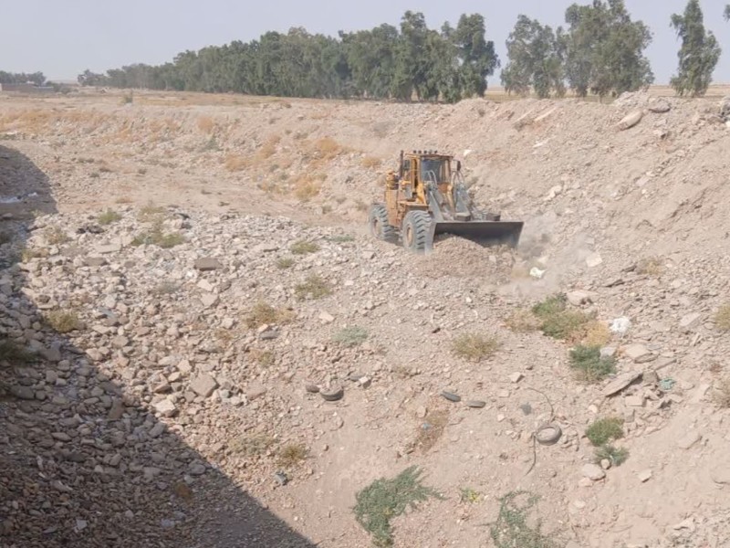 آغاز عملیات لایروبی رودخانه شماور در مهران آغاز عملیات لایروبی رودخانه شماور در مهران