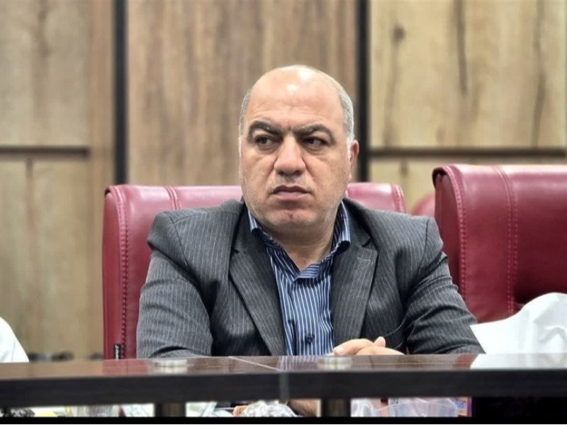 سهم نیروهای بومی در صنایع ایلام افزایش مییابد سهم نیروهای بومی در صنایع ایلام افزایش مییابد
